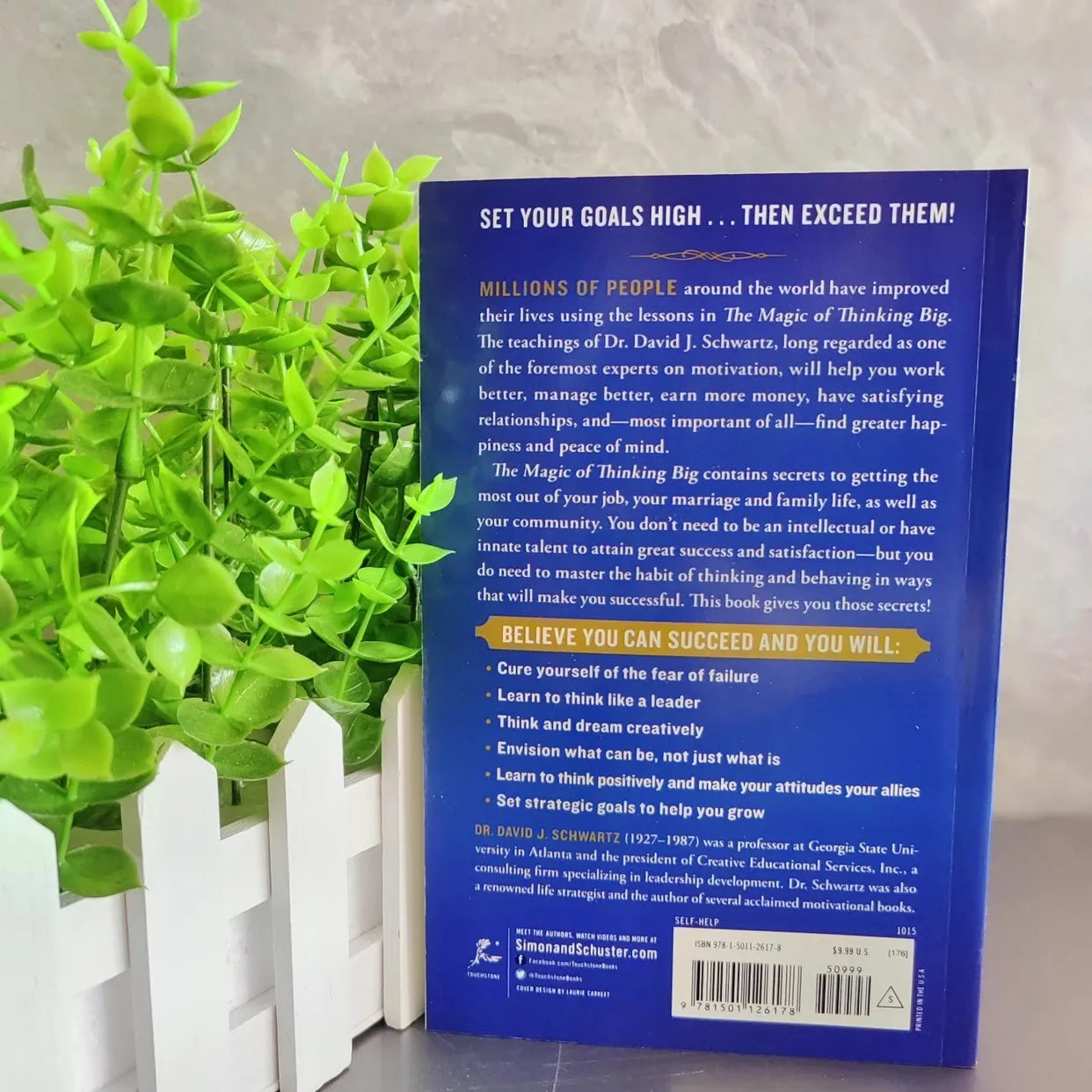 The Magic of Thinking Big – Classic Personal Growth Paperback by David J. Schwartz