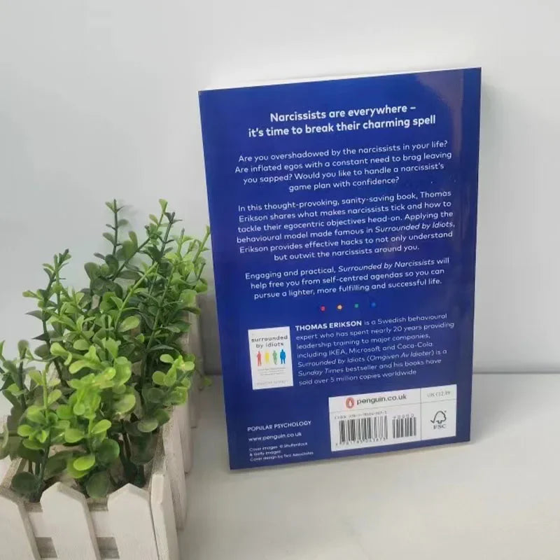 Surrounded by Narcissists – Understanding Toxic Behaviour & Protecting Your Peace (Paperback)