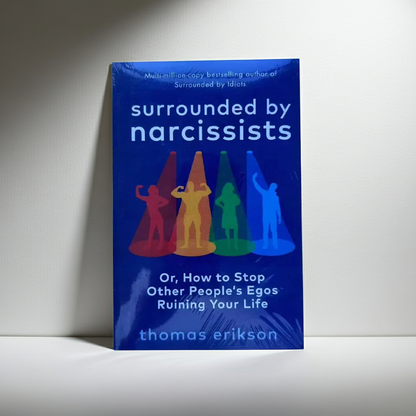 Surrounded by Narcissists – Understanding Toxic Behaviour & Protecting Your Peace (Paperback)